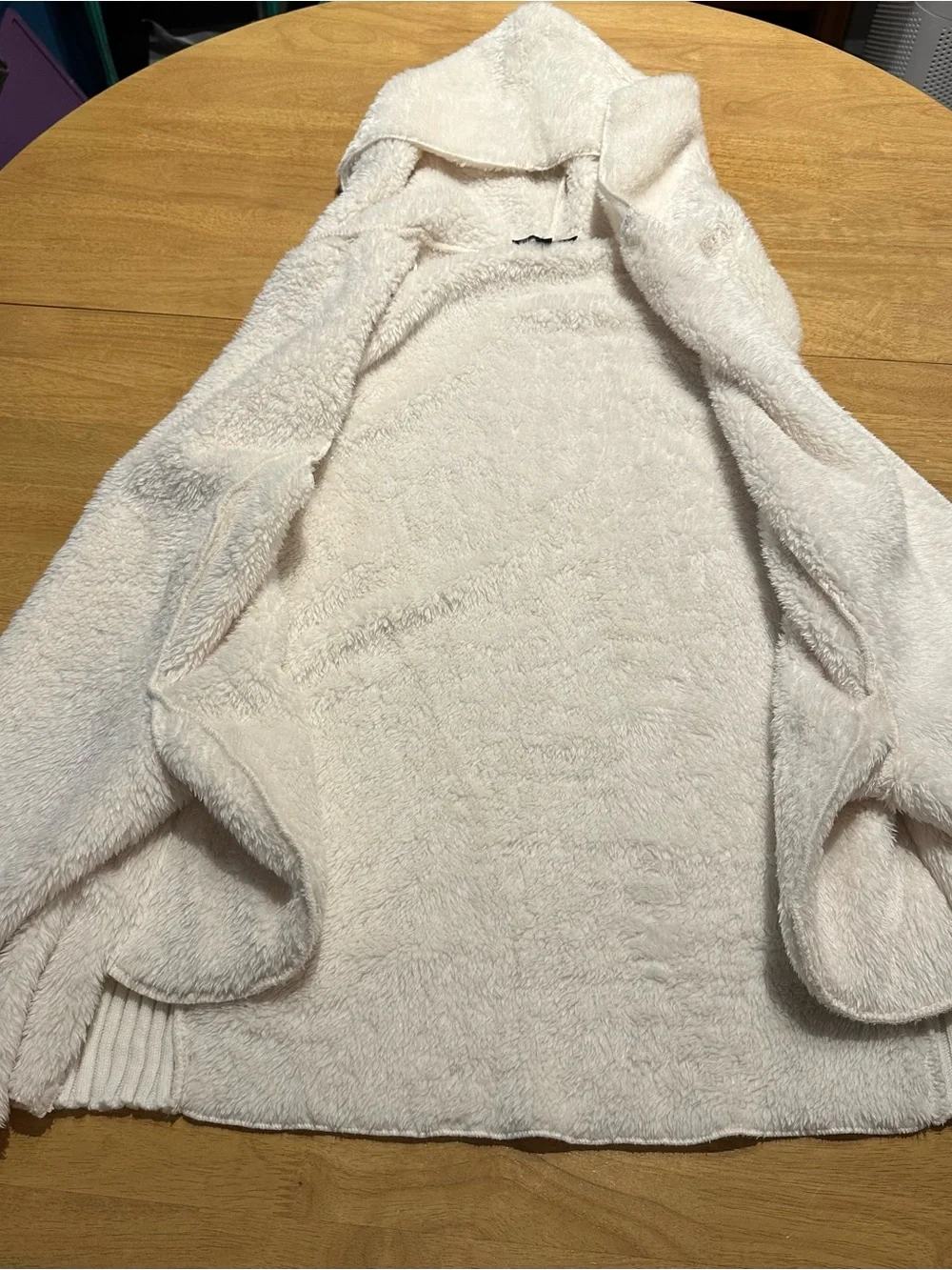 Love Tree Large Faux Fur Cream Hooded Vest